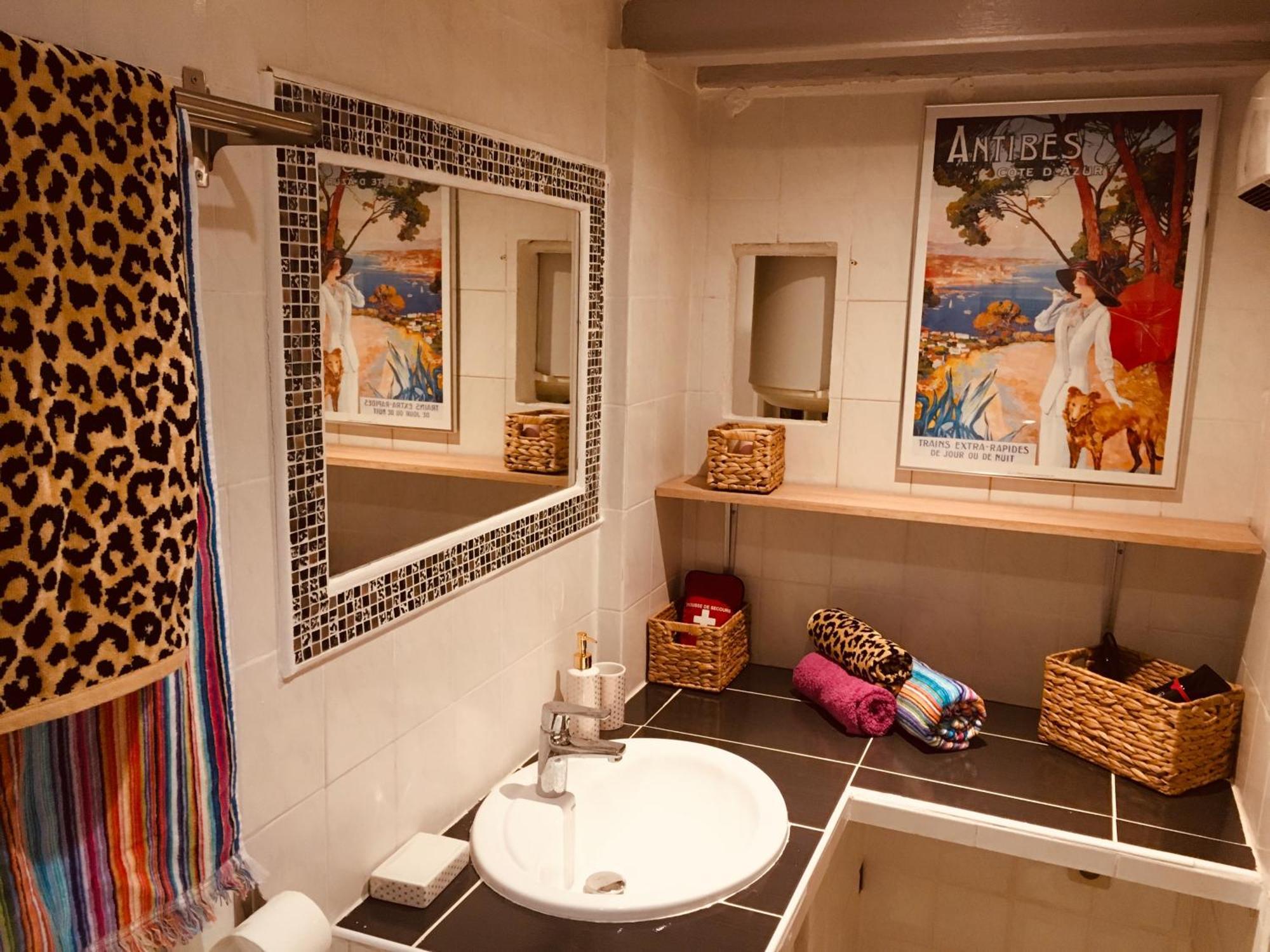 Artistic Antibes Apartment Ngoại thất bức ảnh